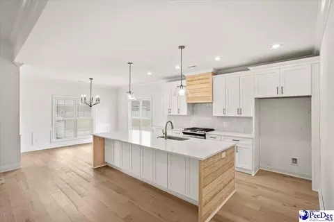 4064 Crest Cv, Florence, SC 29501 photo 10