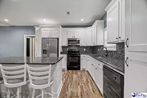 910 Mclaughlin Rd, Effingham, SC 29541 photo 18