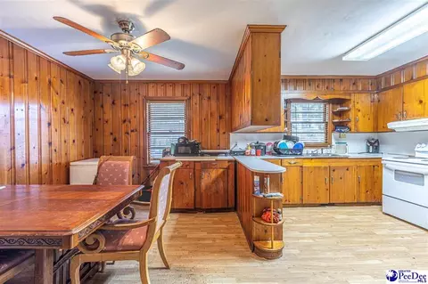 1908 Barnwell Dr, Florence, SC 29501 photo 8