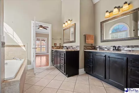 2805 Constitution Dr, Florence, SC 29501 photo 18