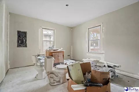 929 Ingram St, Florence, SC 29501 photo 3