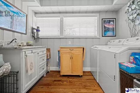 310 Lee Cir, Dillon, SC 29536 photo 6