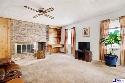 1207 E Jefferson St, Dillon, SC 29536 photo 7