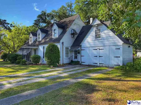 Exterior - 408 E Jackson St, Dillon, SC 29536 photo 4 of 14
