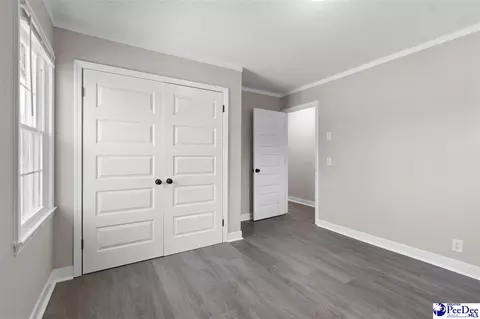 1002 E Candy Ln, Florence, SC 29505 photo 8