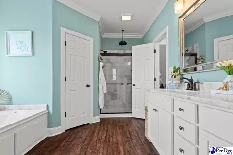 Bath - 3625 Malabar St, Florence, SC 29501 photo 2 of 3