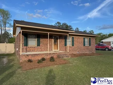 1612 Forest Dr, Dillon, SC 29536 photo 1