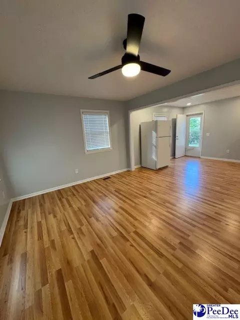 1612 Forest Dr, Dillon, SC 29536 photo 4