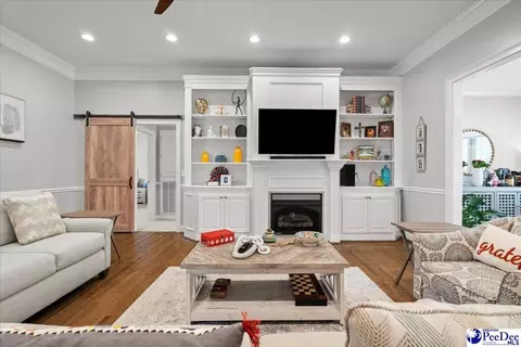 2811 Hermitage Ln, Florence, SC 29501 photo 6