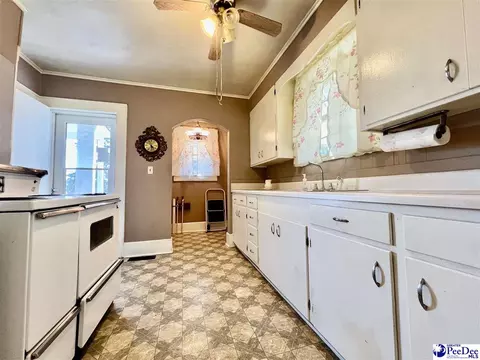 612 E Main St, Chesterfield, SC 29709 photo 7