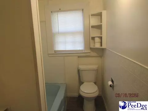 111 N Carolina Ave, Dillon, SC 29536 photo 12