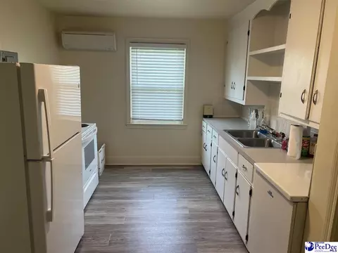309 E Proctor St, Mullins, SC 29574 photo 8