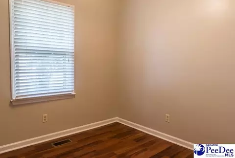 600 E Hampton St, Darlington, SC 29532 photo 16