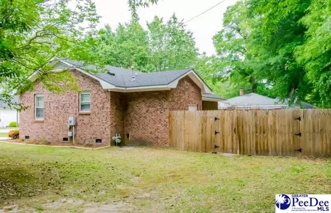 600 E Hampton St, Darlington, SC 29532 photo 4