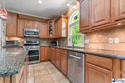 3250 Hampton Pointe Dr, Florence, SC 29501 photo 5