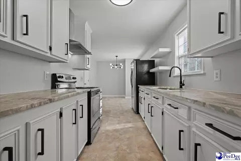 1933 3rd Loop UNIT A, Florence, SC 29501 photo 11