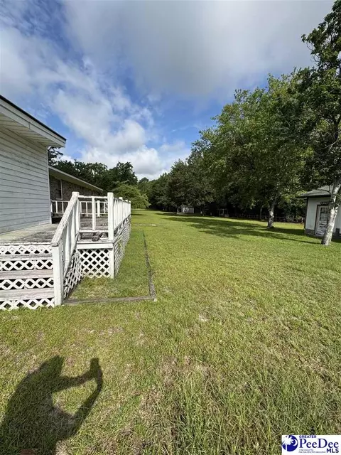 1816 Southern Acres Loop, Dillon, SC 29536 photo 5