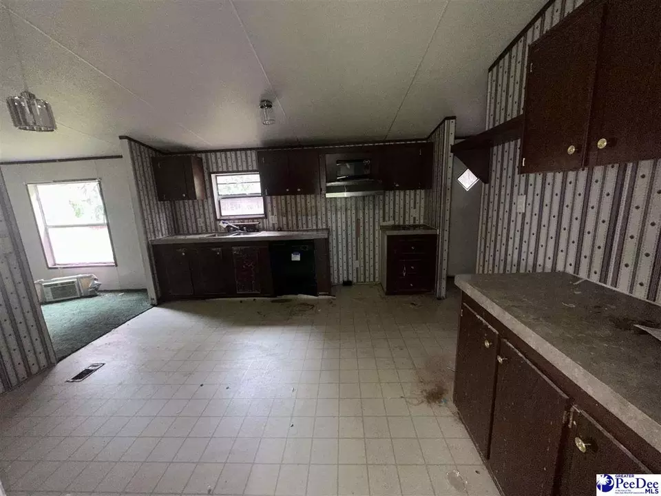  7116 Bethel Rd, Florence, SC 29506 photo 6