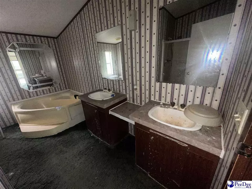  7116 Bethel Rd, Florence, SC 29506 photo 10