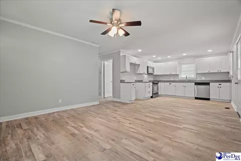 3406 Springvalley Dr, Florence, SC 29501 photo 4