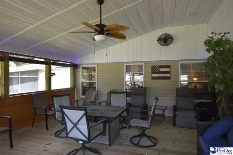 1255 Devaney Cir, Summerton, SC 29148 photo 6