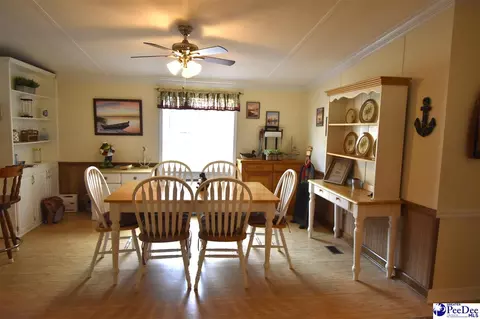 1255 Devaney Cir, Summerton, SC 29148 photo 9