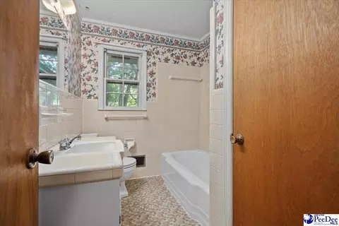 1817 E Sandhurst Dr, Florence, SC 29505 photo 23