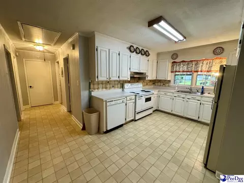 Kitchen - 109 Tec Rd, Cheraw, SC 29520 photo 1 of 1