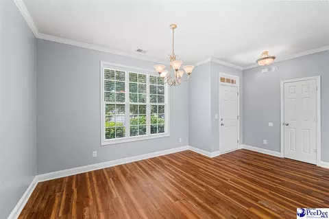 273 E Thorncliff Rd, Florence, SC 29505 photo 5