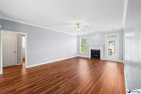 273 E Thorncliff Rd, Florence, SC 29505 photo 9