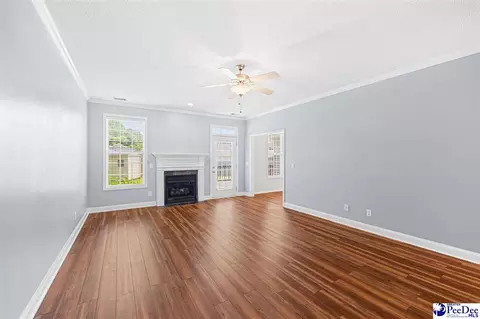 273 E Thorncliff Rd, Florence, SC 29505 photo 7