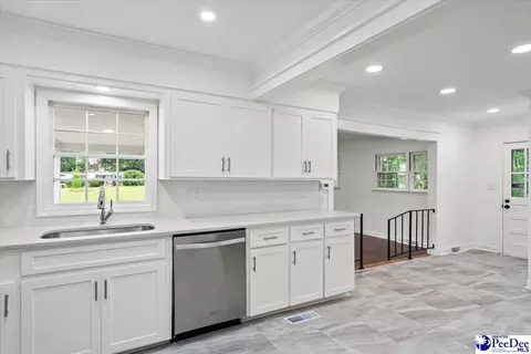 2525 Third Loop Rd, Florence, SC 29501 photo 11