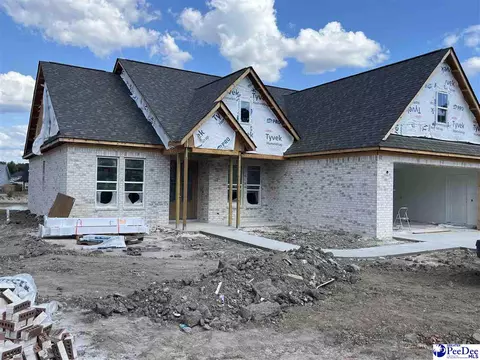 1027 Wessex Dr, Florence, SC 29501