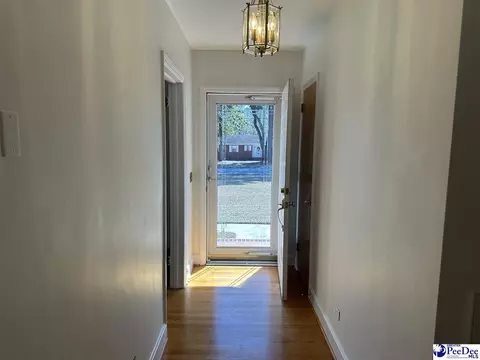Entry Way - 302 State Rd, Cheraw, SC 29520 photo 1 of 3
