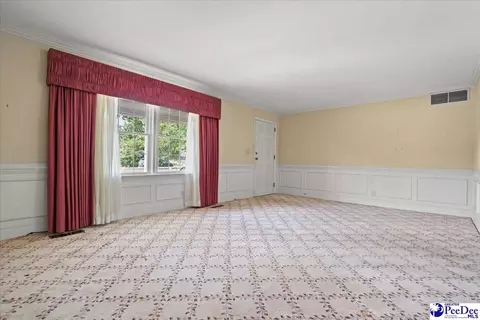 1174 Berkeley Ave, Florence, SC 29505 photo 5