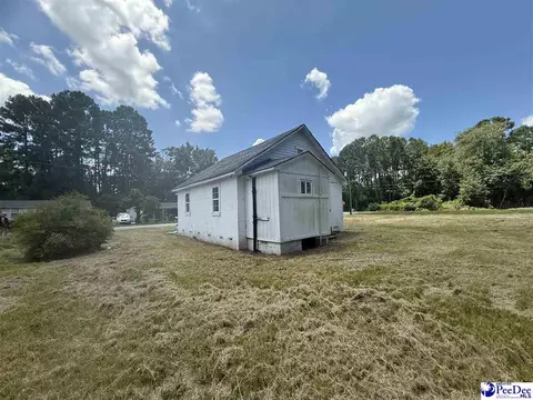 306 Cypress St, Dillon, SC 29536 photo 8