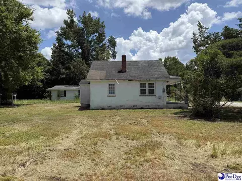 306 Cypress St, Dillon, SC 29536 photo 3
