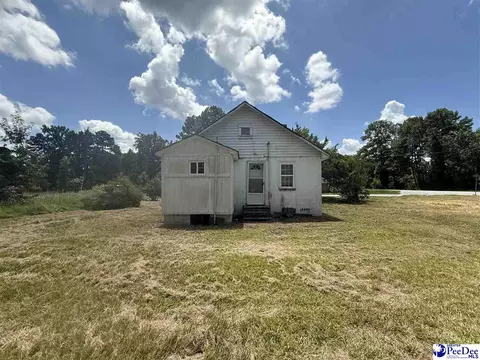 306 Cypress St, Dillon, SC 29536 photo 6