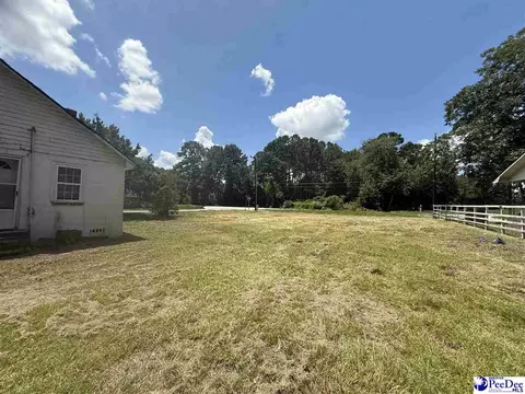 306 Cypress St, Dillon, SC 29536 photo 5