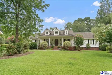 704 Edgewood Dr, Cheraw, SC 29520 photo 1