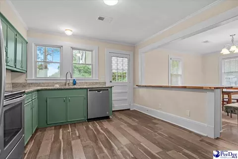 226 S Wallace Rd, Florence, SC 29506 photo 9