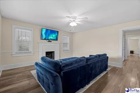 226 S Wallace Rd, Florence, SC 29506 photo 3