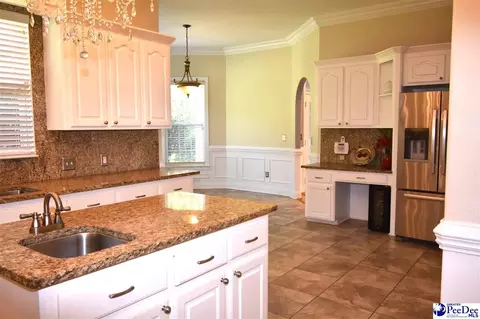 Kitchen - 3116 Brookstone Dr, Effingham, SC 29541 photo 5 of 8