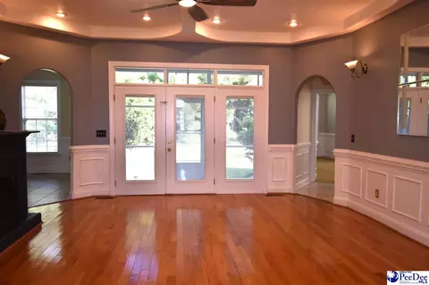 Living - 3116 Brookstone Dr, Effingham, SC 29541 photo 4 of 4