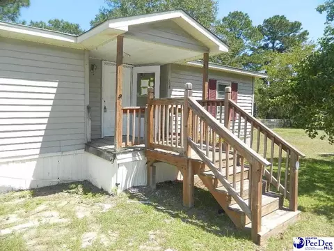 2002 Catalpa Dr, Dillon, SC 29536 photo 4