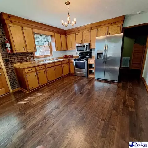 1507 N 6th Ave, Dillon, SC 29536 photo 9