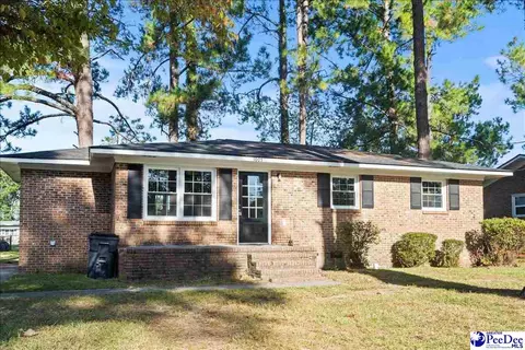 1005 Cedar St, Marion, SC 29571