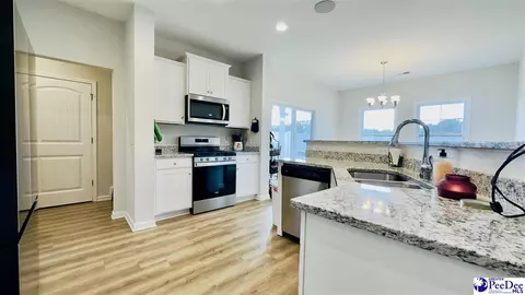 1013 Summer Duck Loop, Florence, SC 29501 photo 8