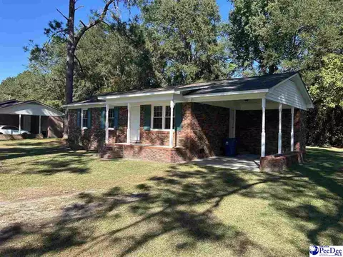 405 Dogwood Ave, Bennettsville, SC 29512