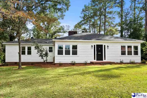 37 Lynn Ave, Cheraw, SC 29520